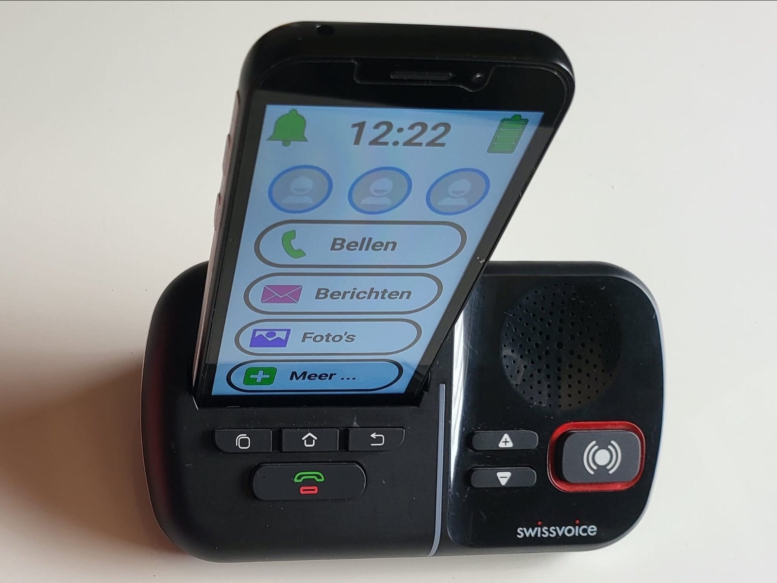 Swissvoice C50s Senioren Smartphone met Oplaadstation, Telecommunicatie, Mobiele telefoons | Overige merken, Overige modellen