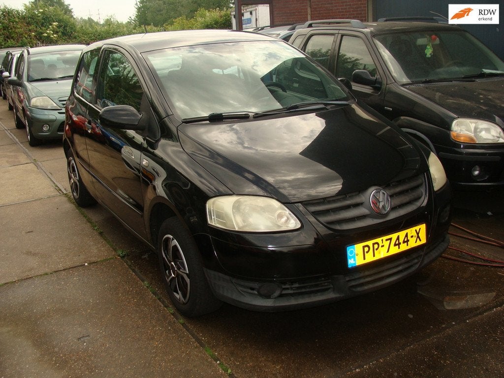 Volkswagen Fox 1.2 Trendline st bekr airco nap apk, Auto's, Volkswagen, Voorwielaandrijving, Airbags, 969 kg, 4 stoelen
