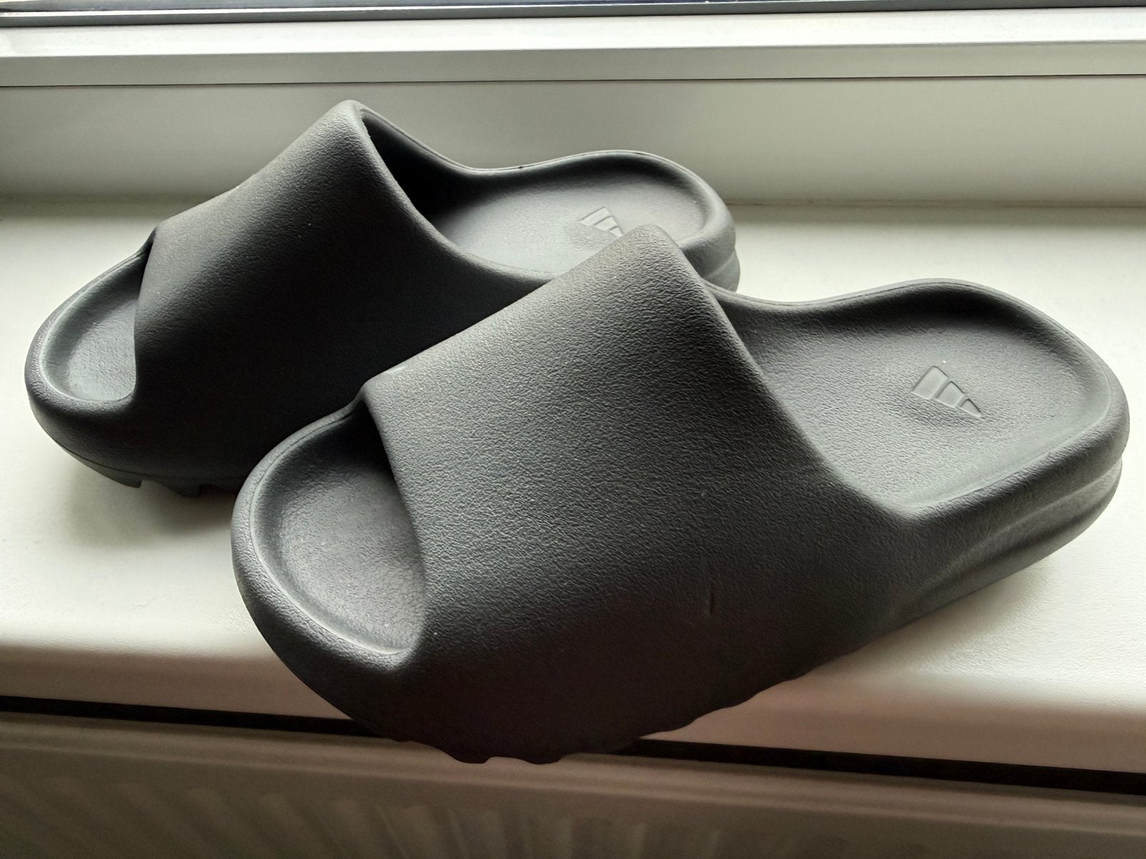 Yeezy slippers maat 36, Ophalen of Verzenden, Zo goed als nieuw