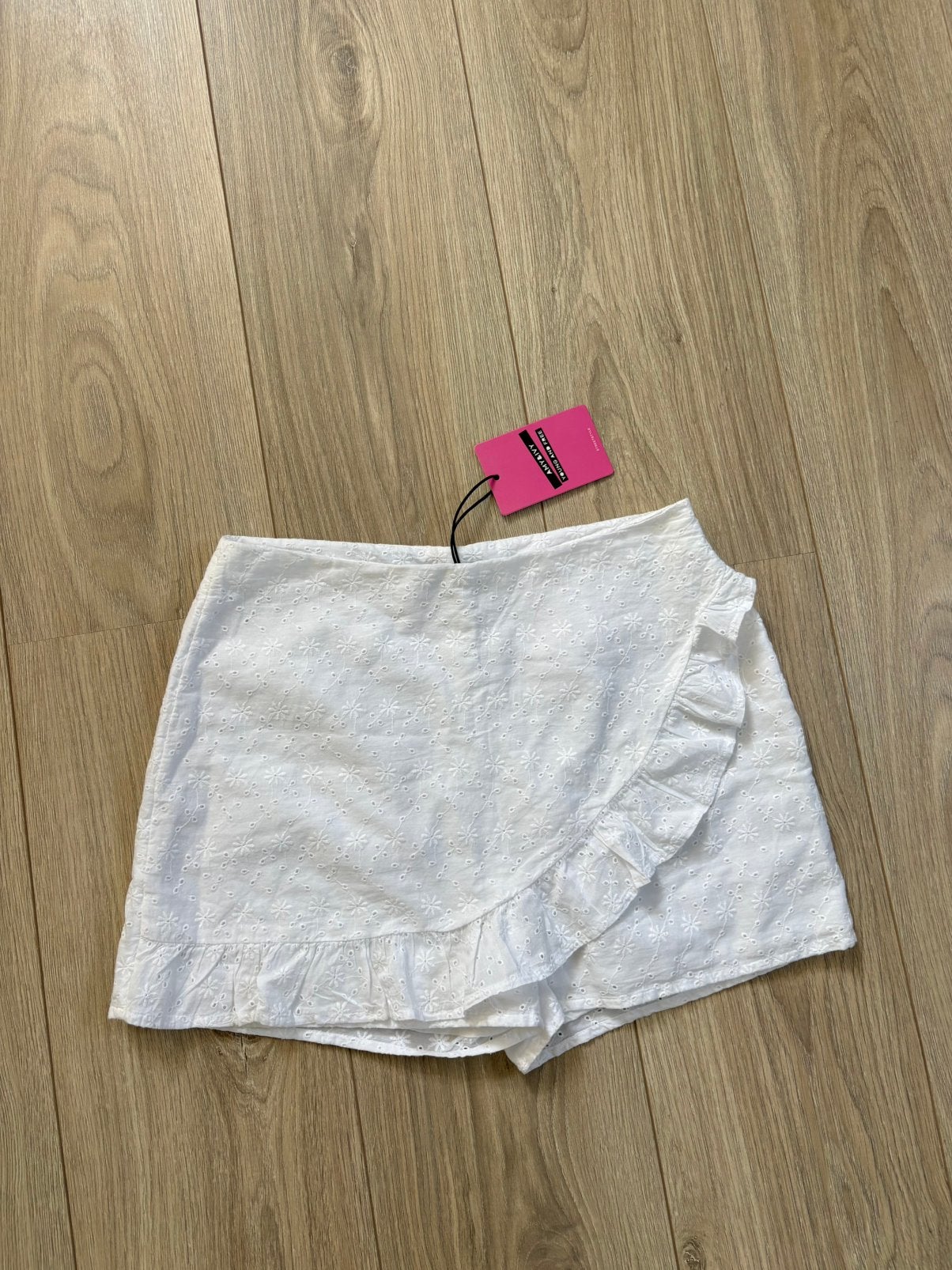 Nieuw met kaartje! Amy & Ivy skort - maat XS, Kleding | Dames, Kort, Wit, Nieuw, Ophalen of Verzenden