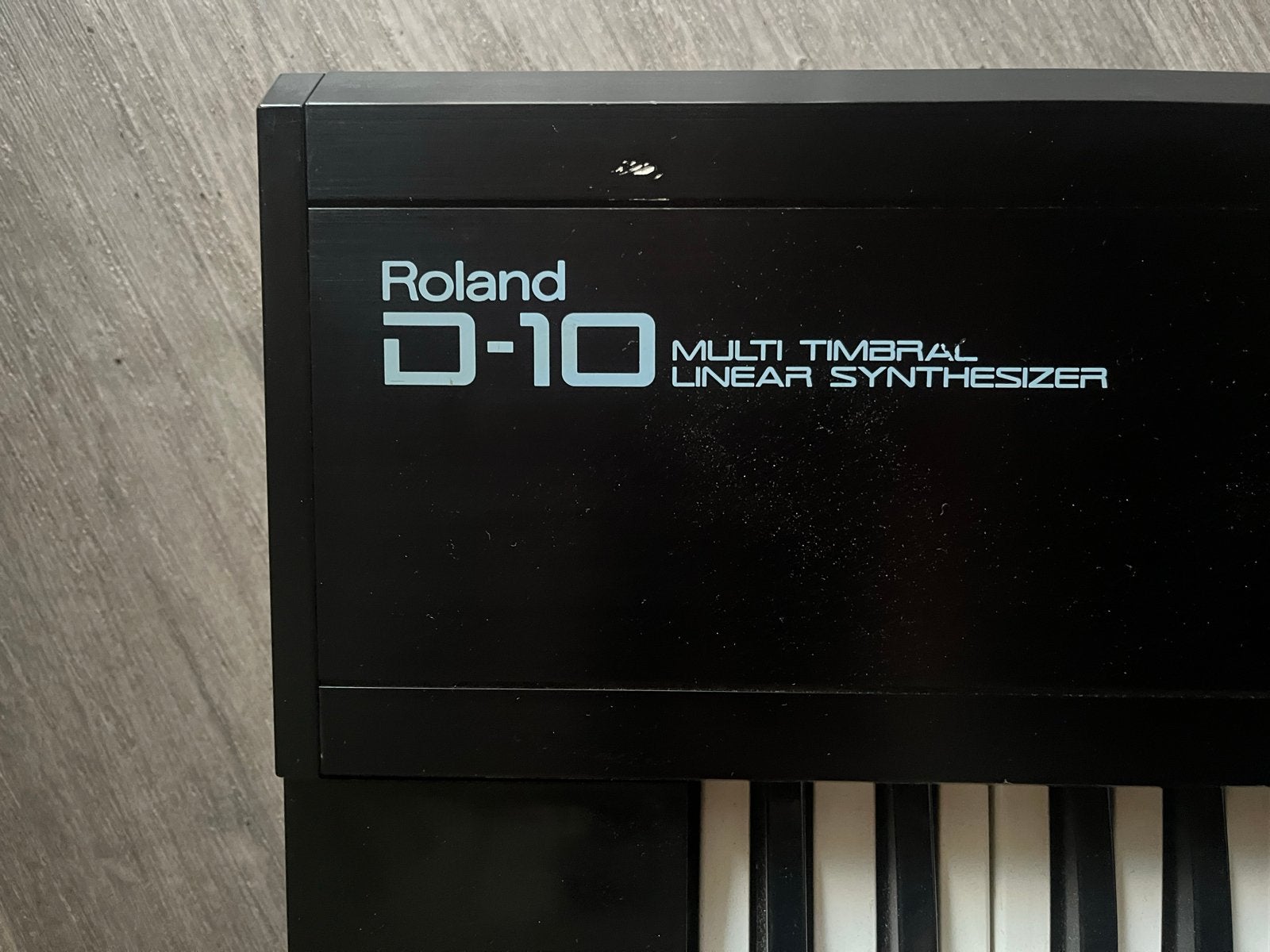 Roland D-10 Multi Timbral Linear Synthesizer, Roland, Ophalen of Verzenden, Met midi-aansluiting, 61 toetsen