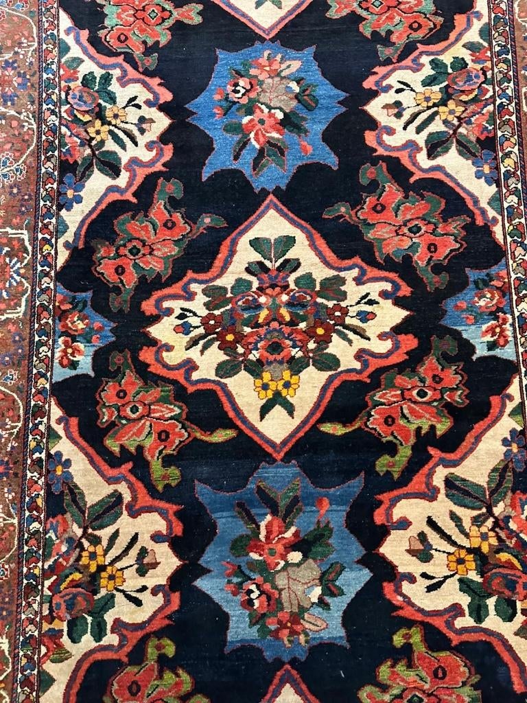 Bakhtiyar Antiek Perzisch Tapijt ( Antique Carpet) 325x213cm, Wol, 200 cm of meer, Ophalen of Verzenden, Zo goed als nieuw