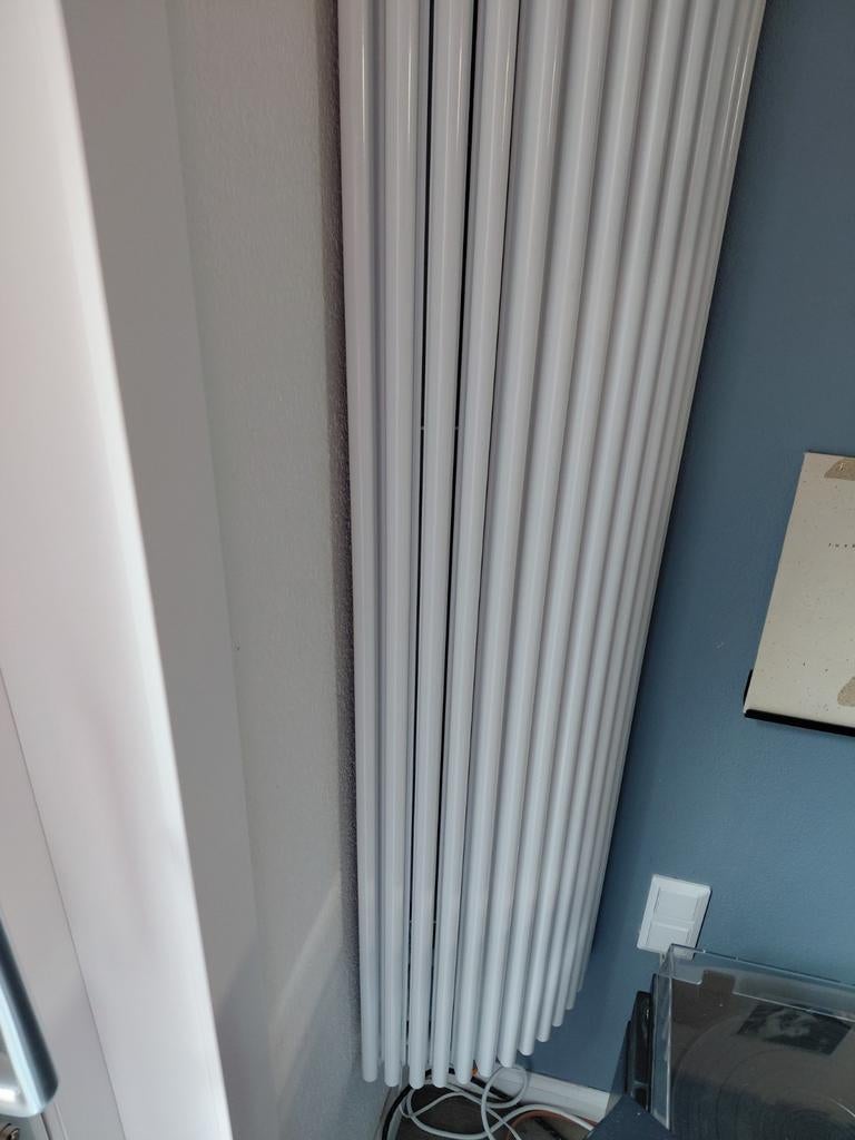 Henrad hoekradiator verticaal, Ophalen