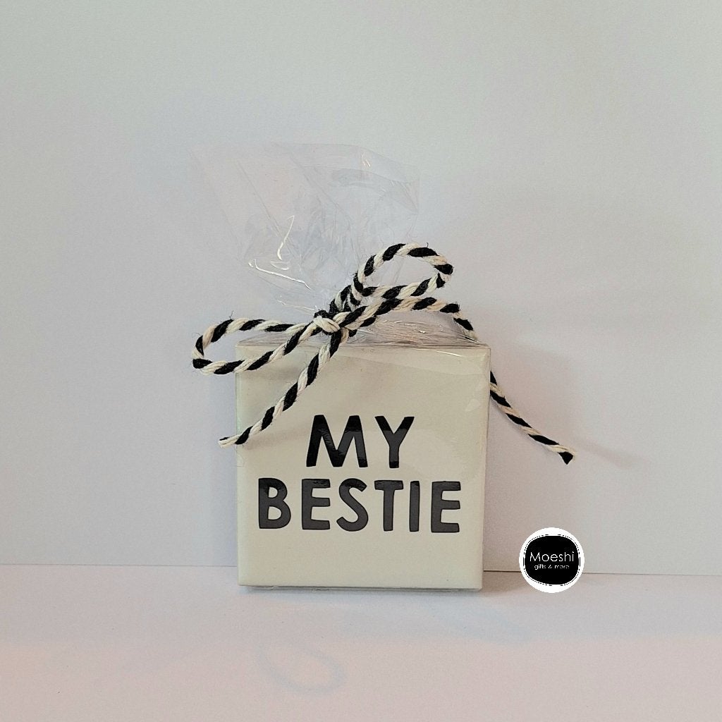 MY BESTIE – Handgemaakte tegel | 5x5 cm | Cadeautje, Steen/keramiek, Ophalen of Verzenden, Wit, Nieuw