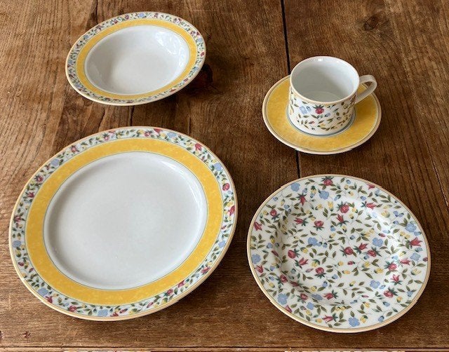 servies voor 8 personen, Ophalen, Landelijk/Boerenbont, Zo goed als nieuw, Aardewerk