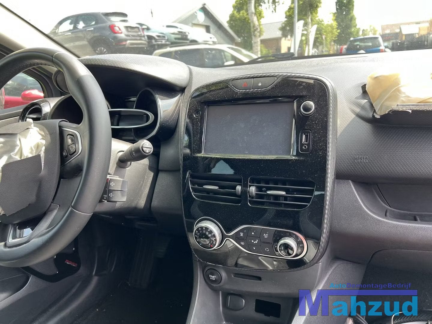 RENAULT CLIO 4 dashboard delen radio teller schakelaar 2012-, Renault Group, Gebruikt, Contact.group@renault.com, Renault