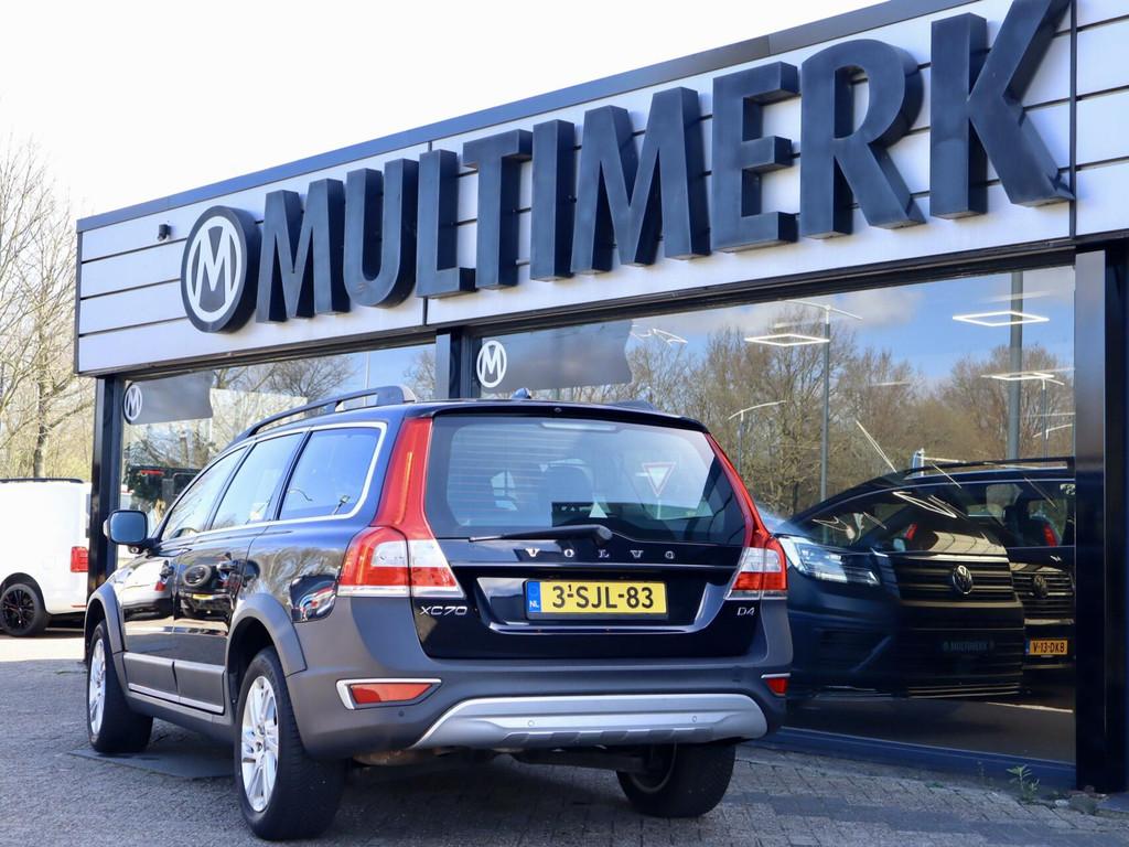 Volvo XC70 D4 5 Cil, Digitaal dashboard Dealer onderhouden!, Euro 5, Gebruikt, Zwart, 1984 cc
