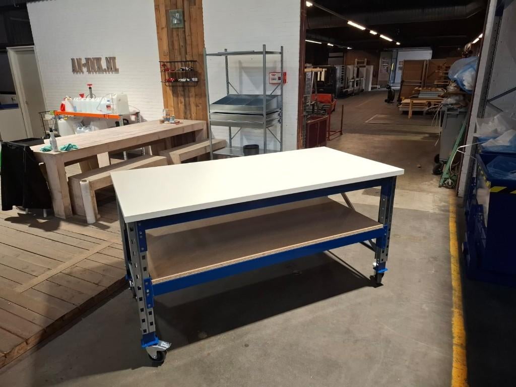 Werktafel werkbank inpaktafel presentatietafel verrijdbaar, Doe-het-zelf en Verbouw, Ophalen, Nieuw, 170 cm of meer