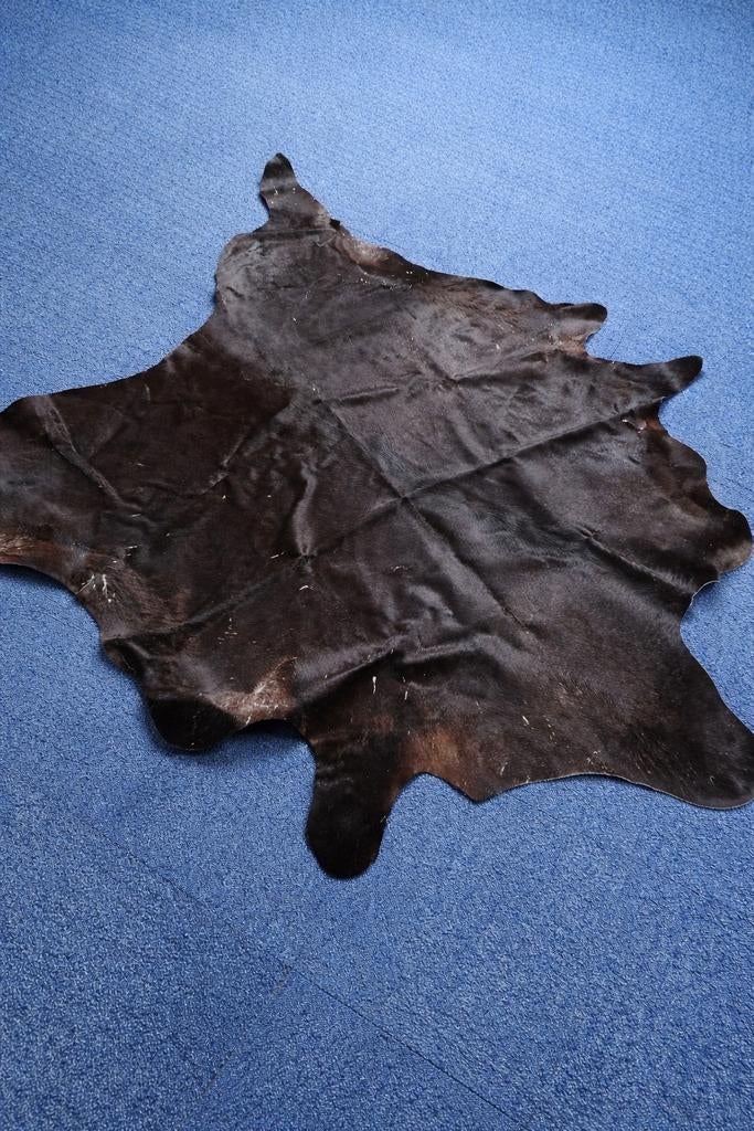 Mooie koeienhuid vloerkleed ophalen in Den Haag, Gebruikt, 100 tot 150 cm, Bruin, Ophalen of Verzenden