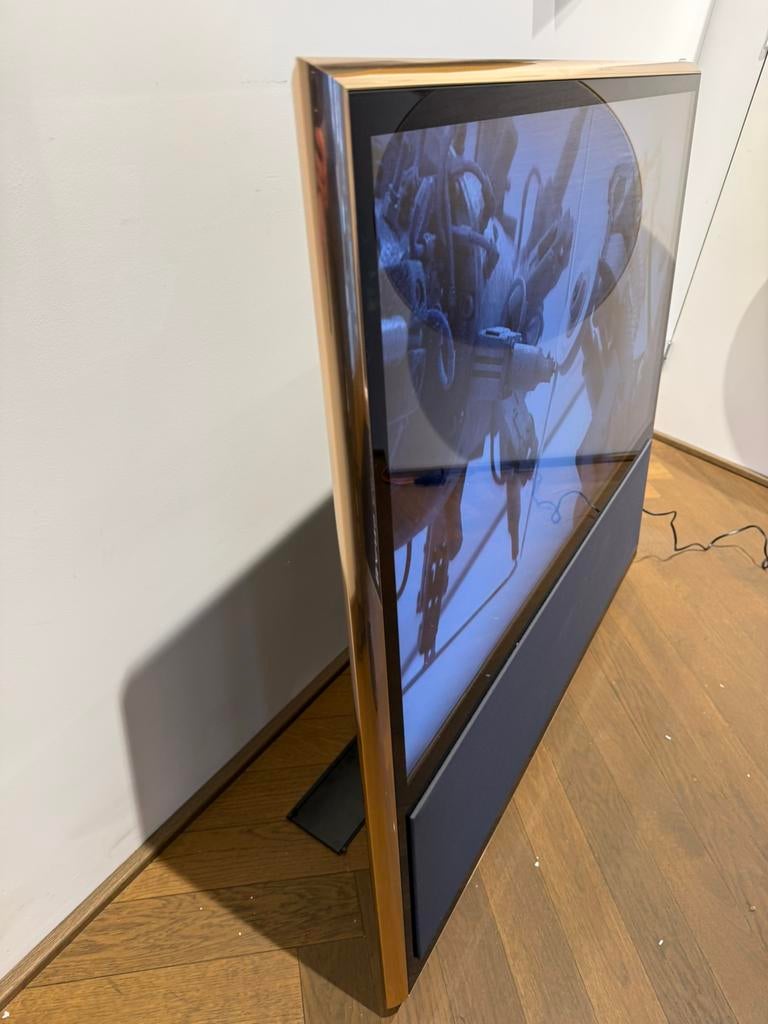 Bang & Olufsen BeoVision 11 46 90 years editie, Audio, Tv en Foto, Televisies, Bang & Olufsen, 50 Hz, Info@bang-olufsen.com, Zo goed als nieuw