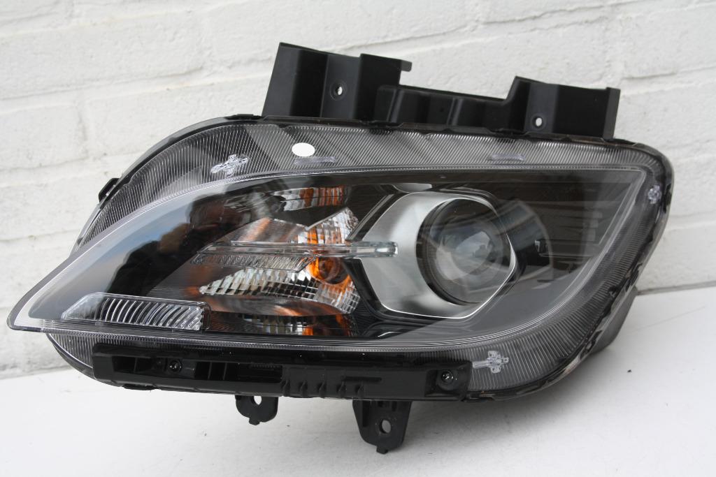 Koplamp Hyundai Kona links Origineel ! Mooi !