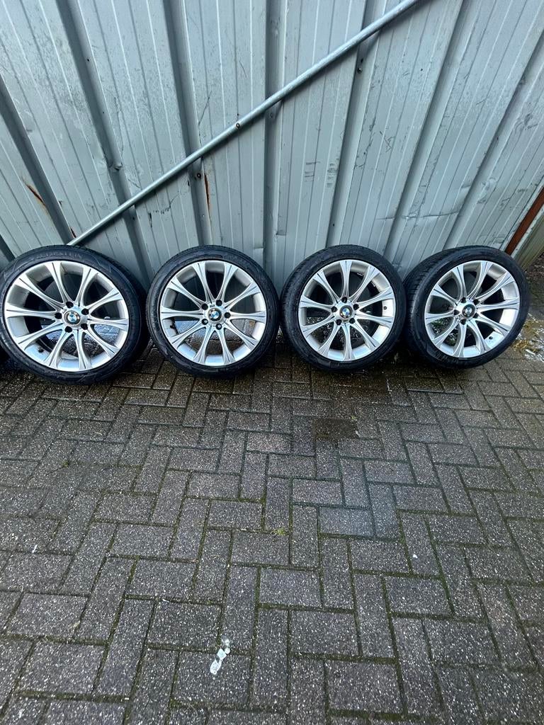 BMW E39 Velgen met Banden, Auto-onderdelen, Banden en Velgen, Ophalen, 18 inch, Gebruikt, Banden en Velgen