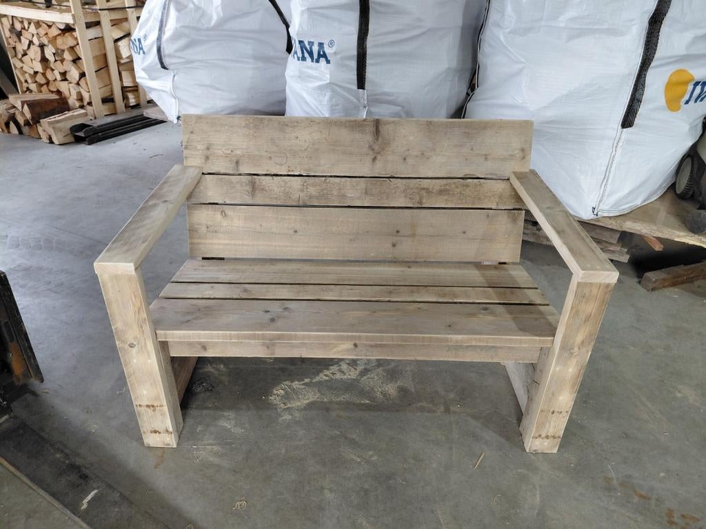 Nieuwe loungebank., Ophalen, Nieuw, Hout