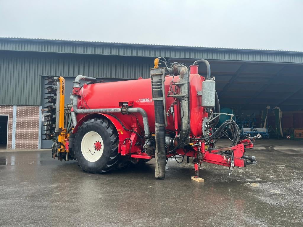 Veenhuis mesttank 14000 liter met zuigarm en turbovuller, Ophalen of Verzenden, Glastuinbouw, Gewasbescherming en Bemesting