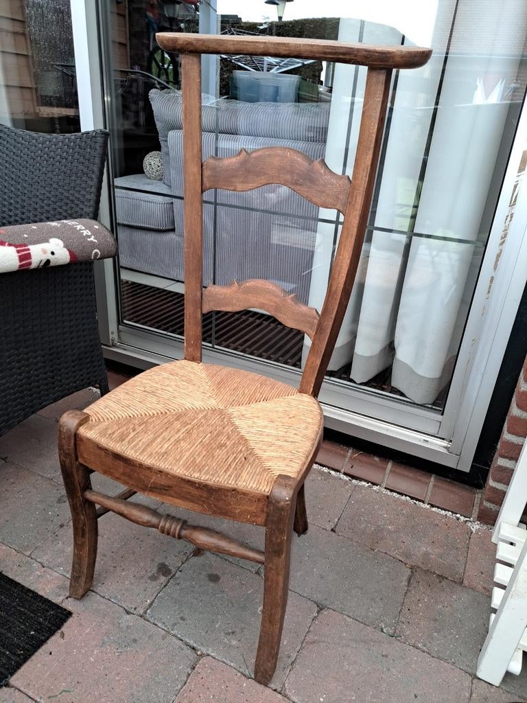 Oud eiken stoeltje met rieten zitting, Huis en Inrichting, Stoelen, Ophalen, Gebruikt, Bruin, Hout