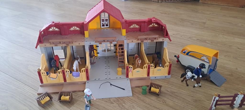 Paardenstal met paddock, Ophalen of Verzenden, Zo goed als nieuw, Complete set