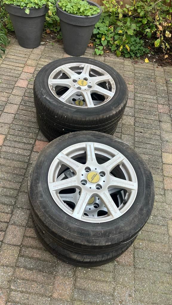 4x Banden+Velgen 185/60R15 - Yokohama & Continental, Auto-onderdelen, Banden en Velgen, Ophalen, Gebruikt, 15 inch, Banden en Velgen
