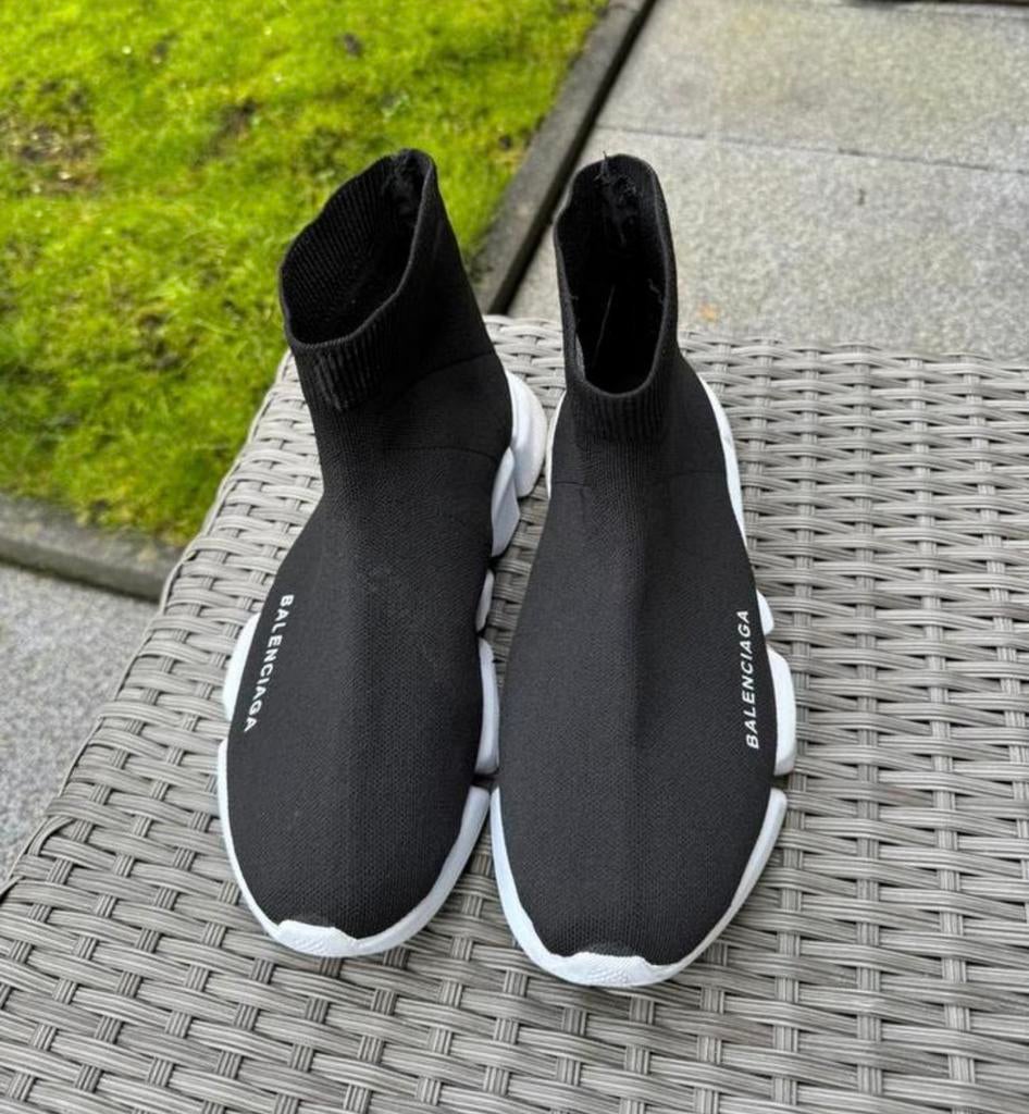 BALENCIAGA Sok Speedrunners, Ophalen of Verzenden, Zo goed als nieuw, Zwart