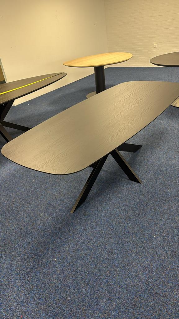 PUUUR Deens ovale eettafel 220x100 met matrix poot, Ophalen, 100 tot 150 cm, Vijf personen of meer, Metaal