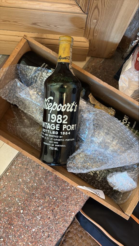 Niepoort’s Vintage Port 1982 - Goed Bewaard - 4 Flessen, Ophalen of Verzenden, Zo goed als nieuw, Vol, Overige gebieden