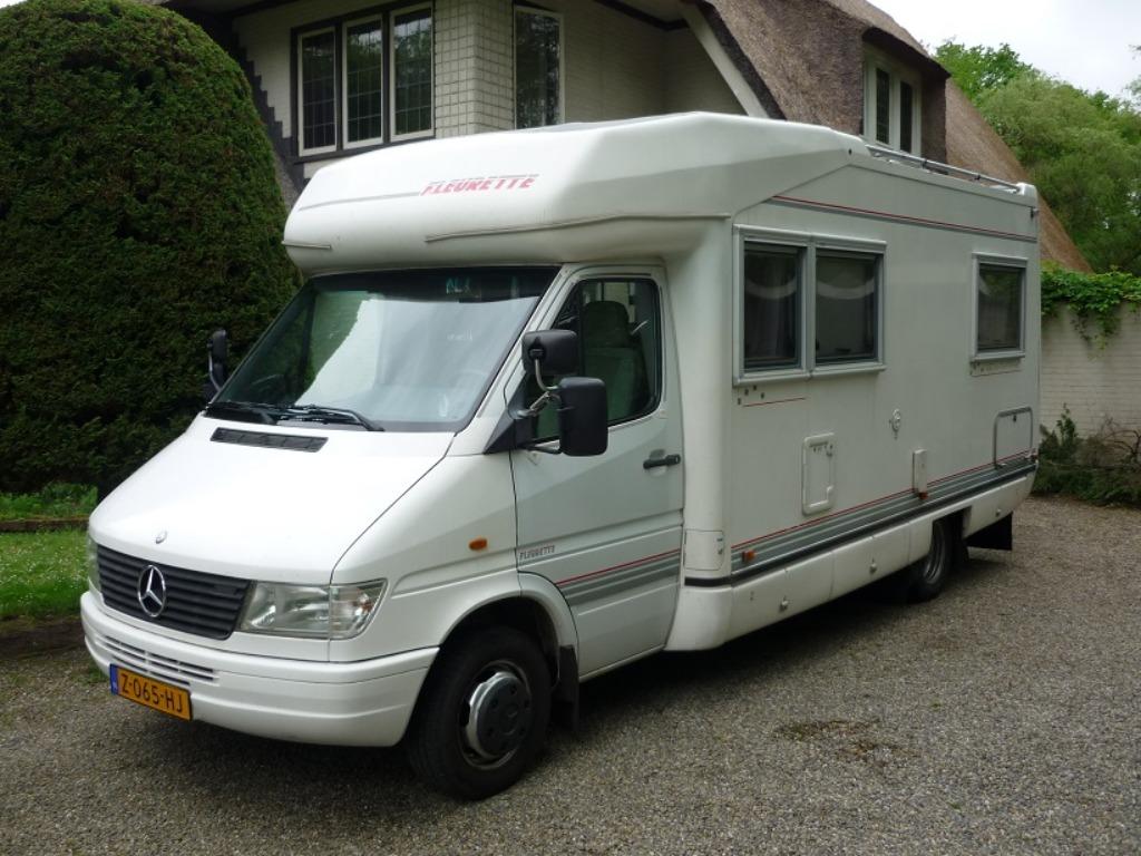 Mercedes Benz 412D 5 cil diesel automaat fleurette camper, Mercedes-Benz, Diesel, Particulier, 6 tot 7 meter