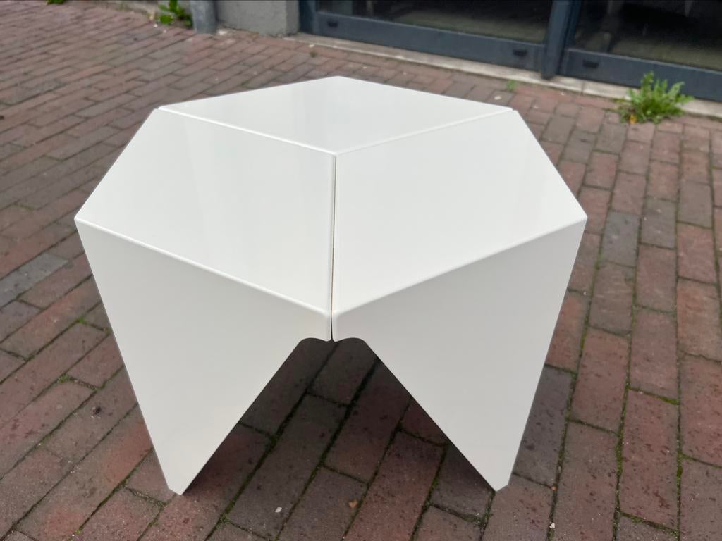 Nieuw Vitra prismatic Table Wit Design tafel, Huis en Inrichting, Tafels | Bijzettafels, Ophalen of Verzenden, Nieuw, Rechthoekig