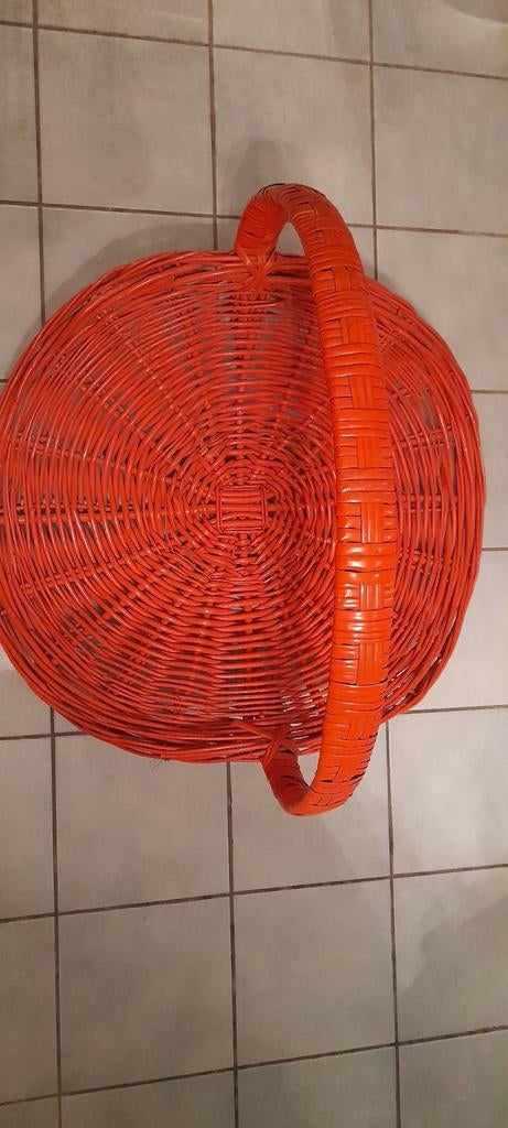 Oranje vintage rieten lectuur mand 70 ties, Ophalen, Nieuw