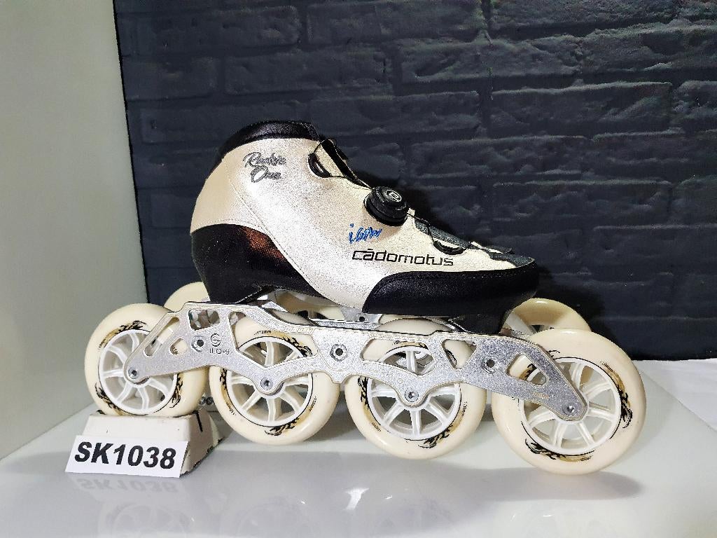 Cadomotus Rookie One Skates 4x110 110mm Wielen Maat 40, Overige merken, Verzenden, Nieuw, Kinderen