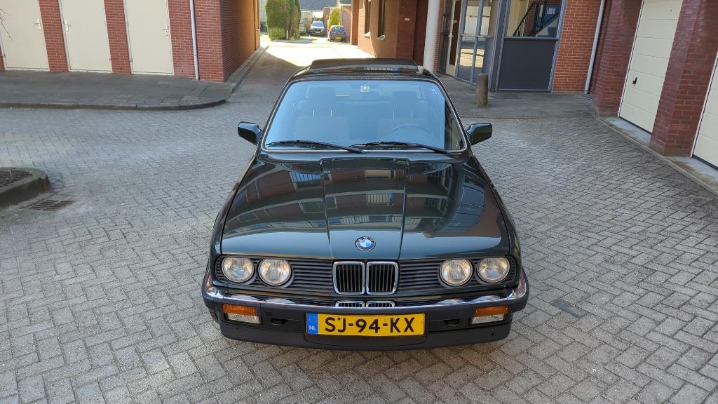 BMW 3-Serie 1.8 I 318 AUT U9 1987 Groen - E30 + Velgen set, Auto's, Automaat, 4 cilinders, Origineel Nederlands, Particulier