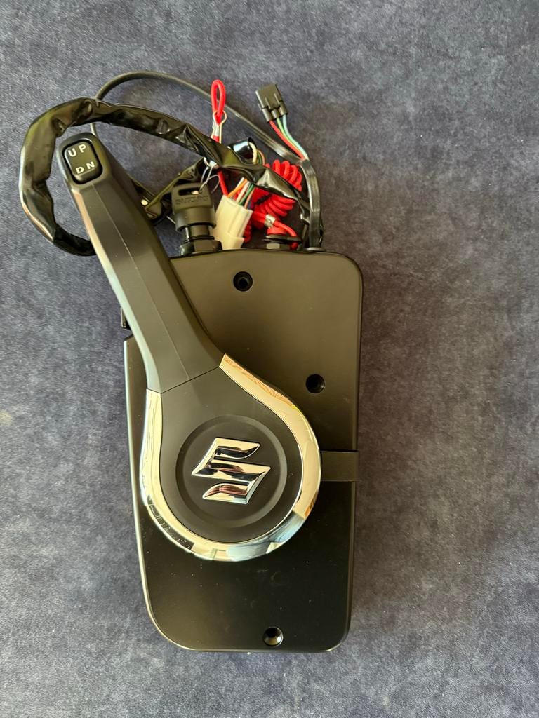 Suzuki gashendel afstandsbediening met trim - nieuw, Watersport en Boten, Ophalen of Verzenden, Gebruikt, Motor en Techniek, Motorboot