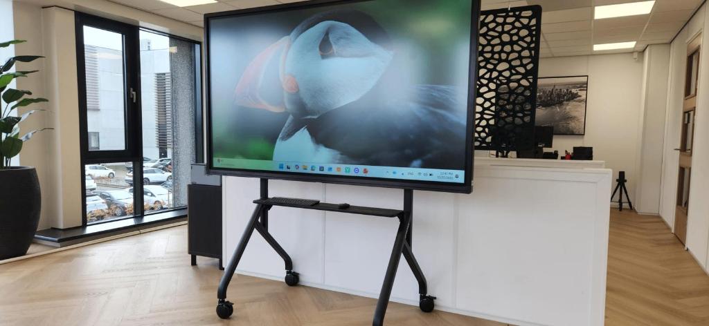 75 inch Smartboard | 4K digibord met verrijdbaar onderstel!, Audio, Tv en Foto, Gebruikt, 50 Hz, LCD, 100 cm of meer