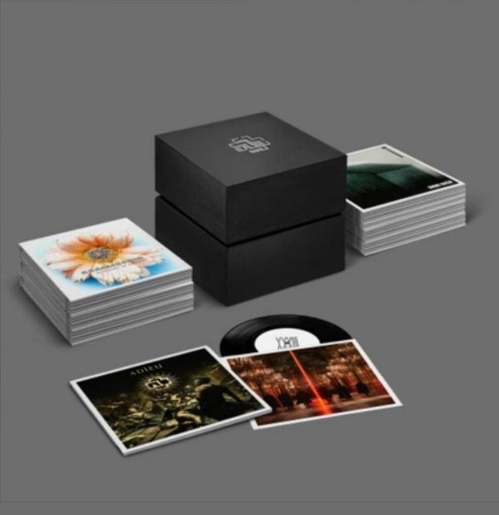 XXXIII Rammstein collectors box. Nr. 1825, Boxset, Ophalen of Verzenden, Nieuw in verpakking, 7 inch