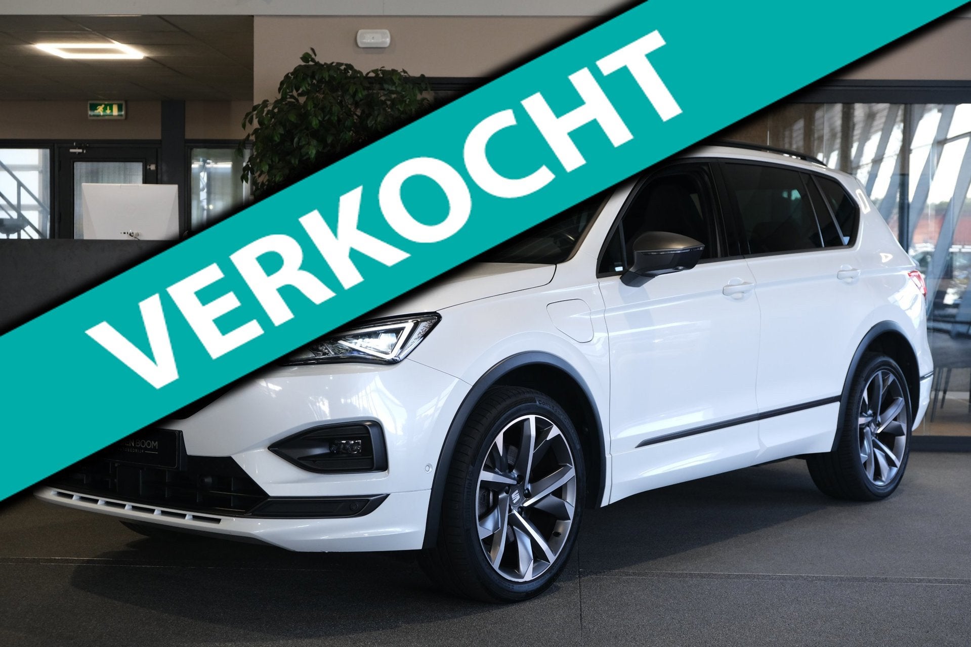 Seat Tarraco 1.4 TSI e-Hybrid PHEV FR 245PK Pano Trekhaak 36, Auto's, Dealer onderhouden, Gebruikt, Zwart, 4 cilinders