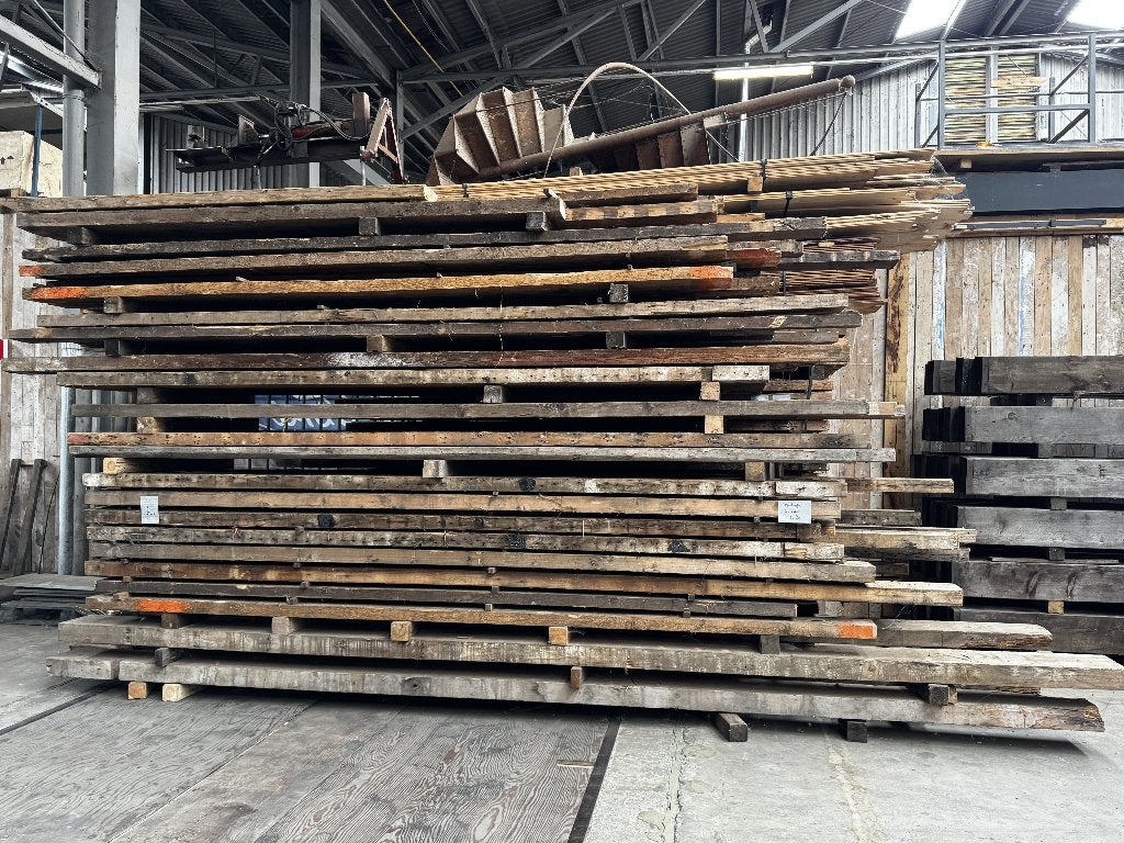 Opruiming: gebruikte vuren gordingen hele stapel €250,-