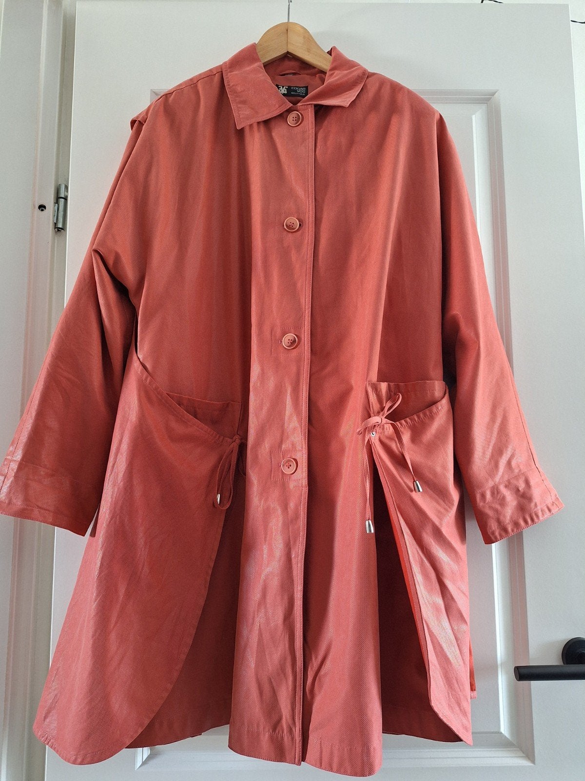 Gave en mooie trenchcoat van Edgar Vos Boutique draagmt XL!, Overige kleuren, Maat 42/44 (L), Gedragen, Edgar Vos