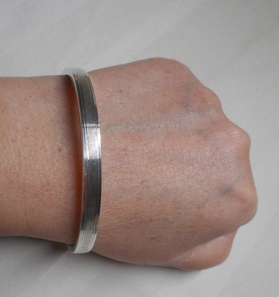 Zilveren vintage slavenarmband met decoratie nr.1739, Verzenden, Zo goed als nieuw, Zilver, Zilver