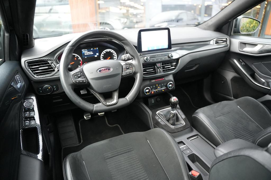 Ford Focus 2.3 EcoBoost ST-X Panoramadak Milltek LED B&O Hea, Auto's, Ford, 1408 kg, Stof, Gebruikt, 4 cilinders