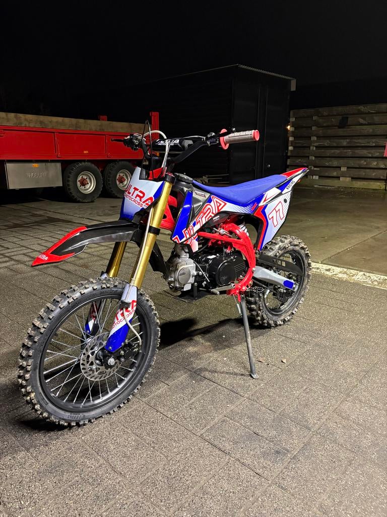 Ultra 125cc crossbrommer, Fietsen en Brommers, Brommers | Crossbrommers, Ophalen, Zo goed als nieuw, Overige merken