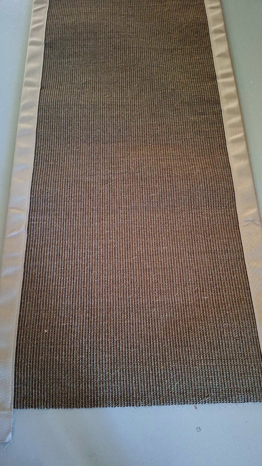 Sisal traploper - Taupe met beige rand -lengte 24 meter, Ophalen of Verzenden, Nieuw, 50 tot 100 cm