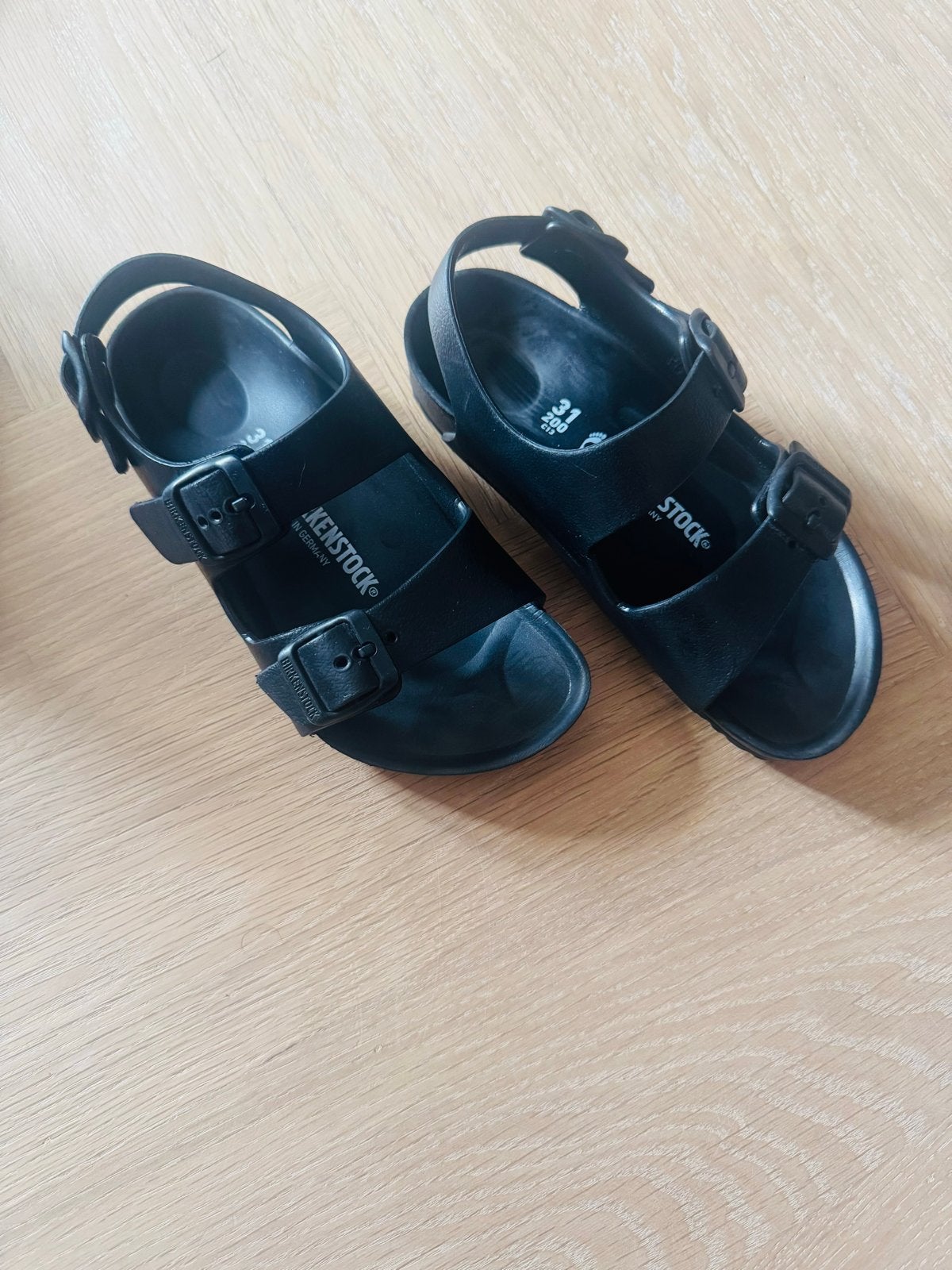 Birkenstock sandalen maat 31 zwart, zo goed als nieuw!, Kinderen en Baby's, Ophalen of Verzenden, Zo goed als nieuw, Jongen of Meisje