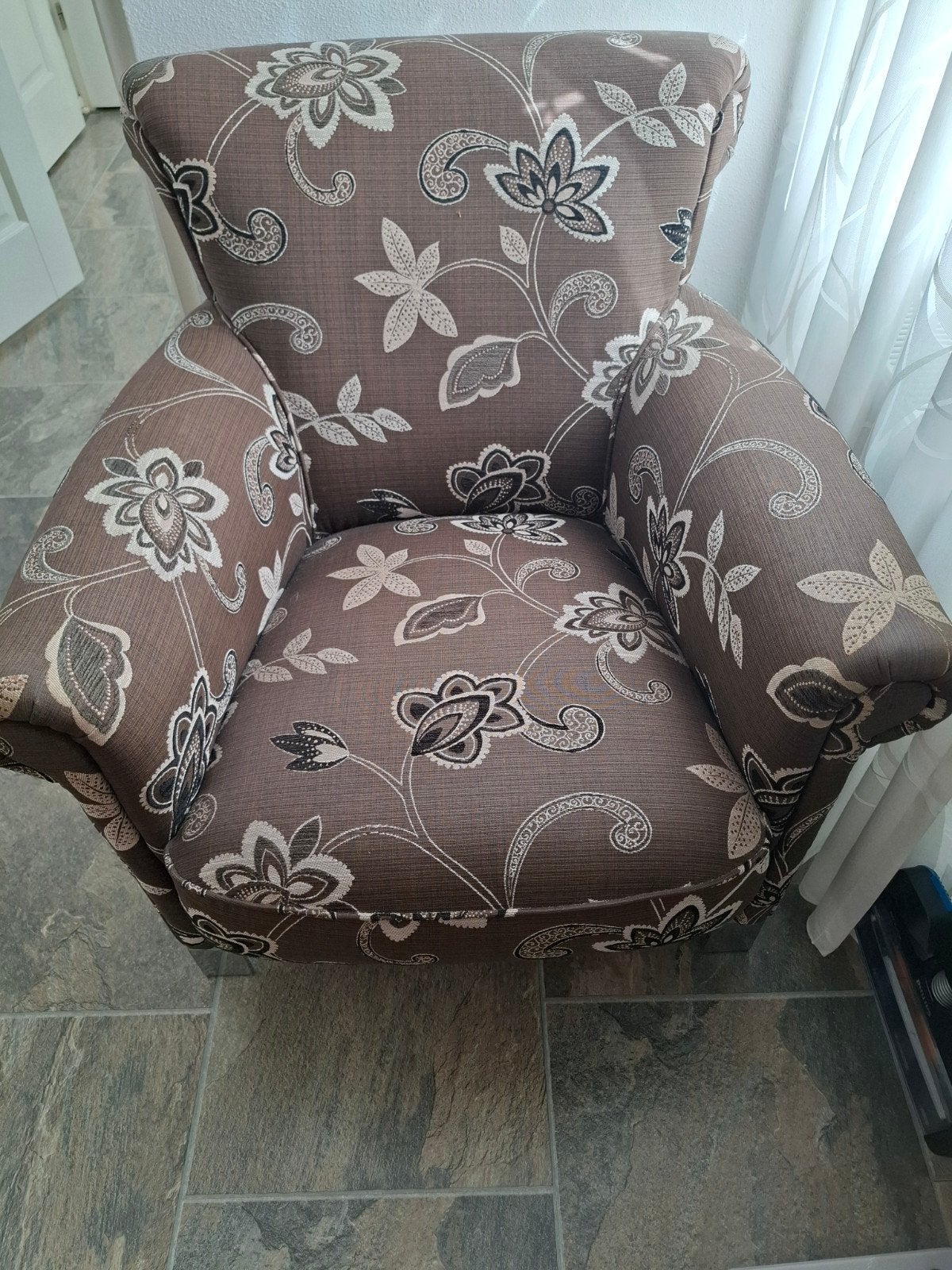 Leuk fauteuiltje moet snel weg, Ophalen, Minder dan 50 cm