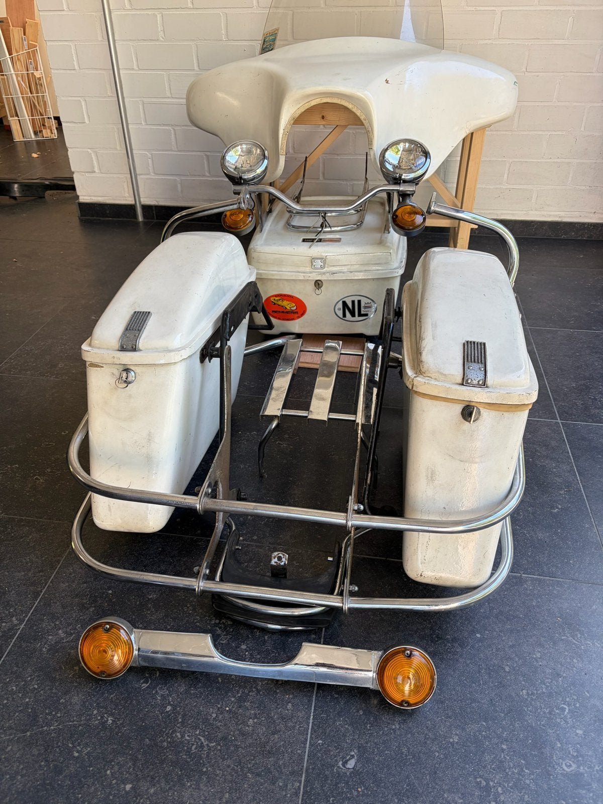 Complete originele 1977 FLH  Electra Glide dresser set, Ophalen, Gebruikt