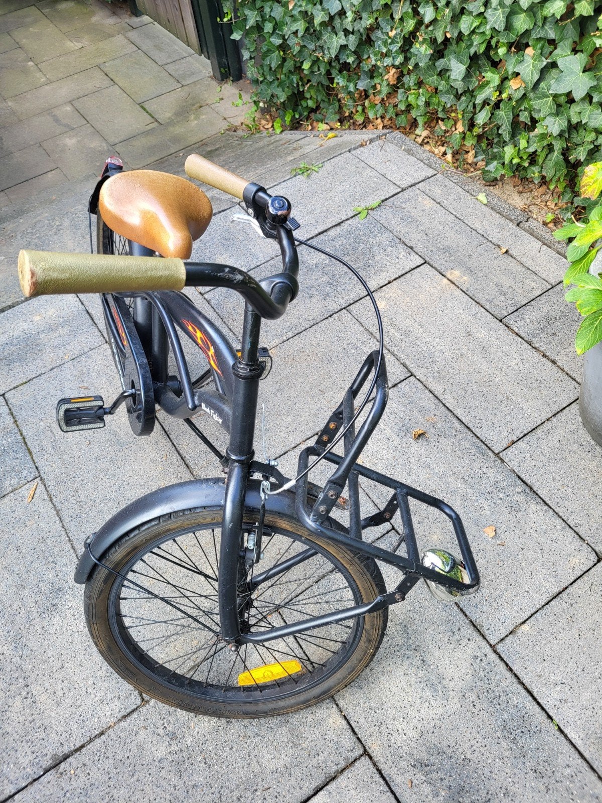 Foto 4 van Kinderfiets - Black Fighter