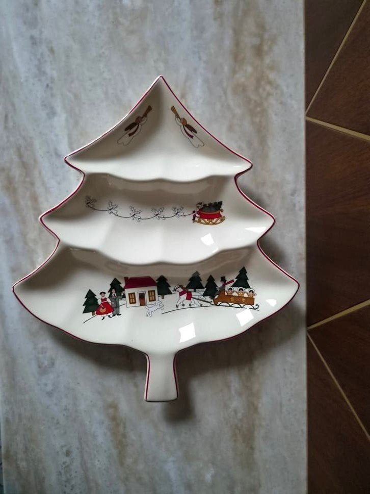 Mason's Christmas Village Kerstboom Serveerschaal, Huis en Inrichting, Overige merken, Keramiek, Ophalen of Verzenden, Schaal of Schalen