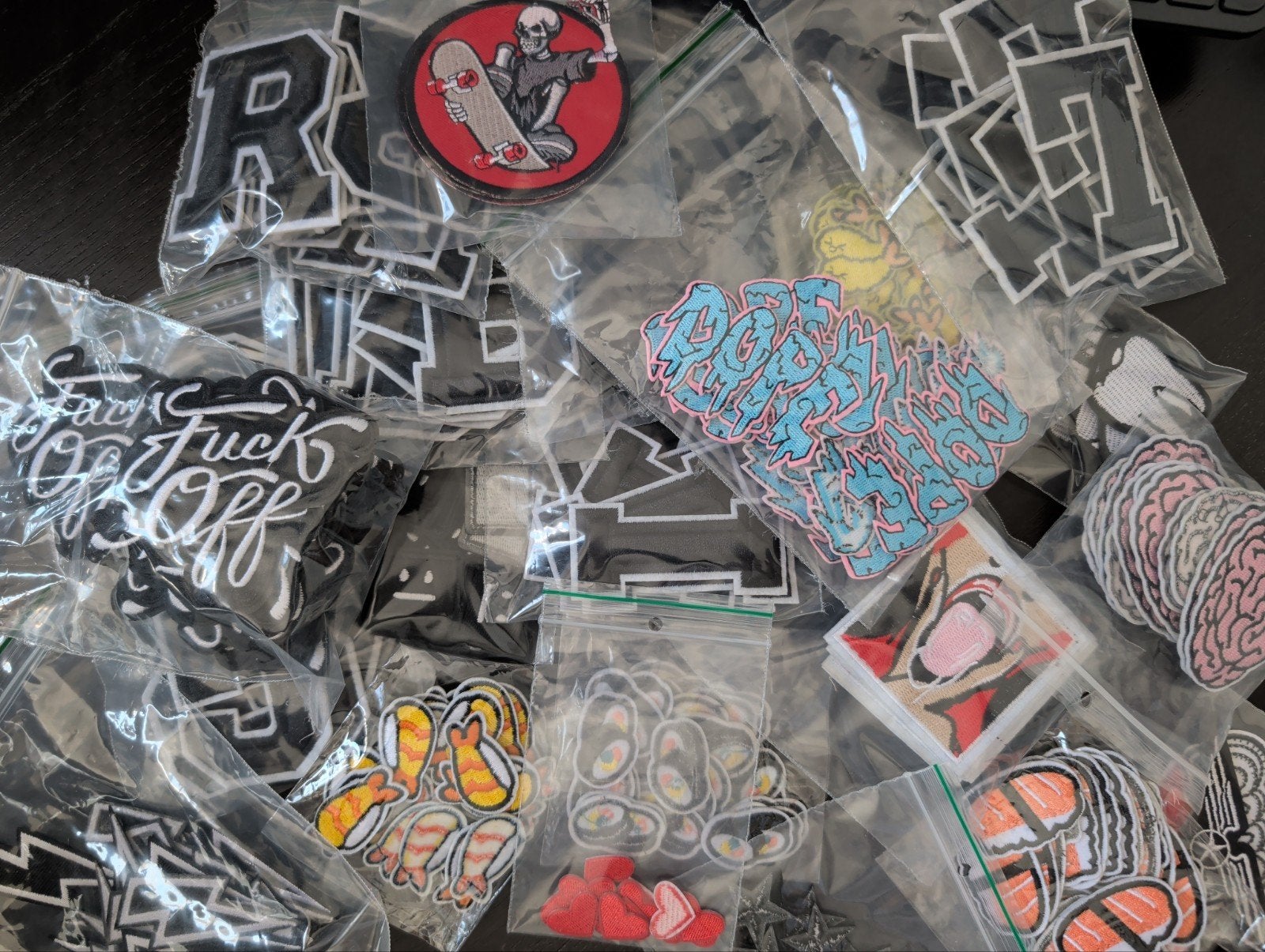 Diverse collectie strijkapplicaties en patches, Hobby en Vrije tijd, Ophalen of Verzenden, Nieuw, Overige applicaties