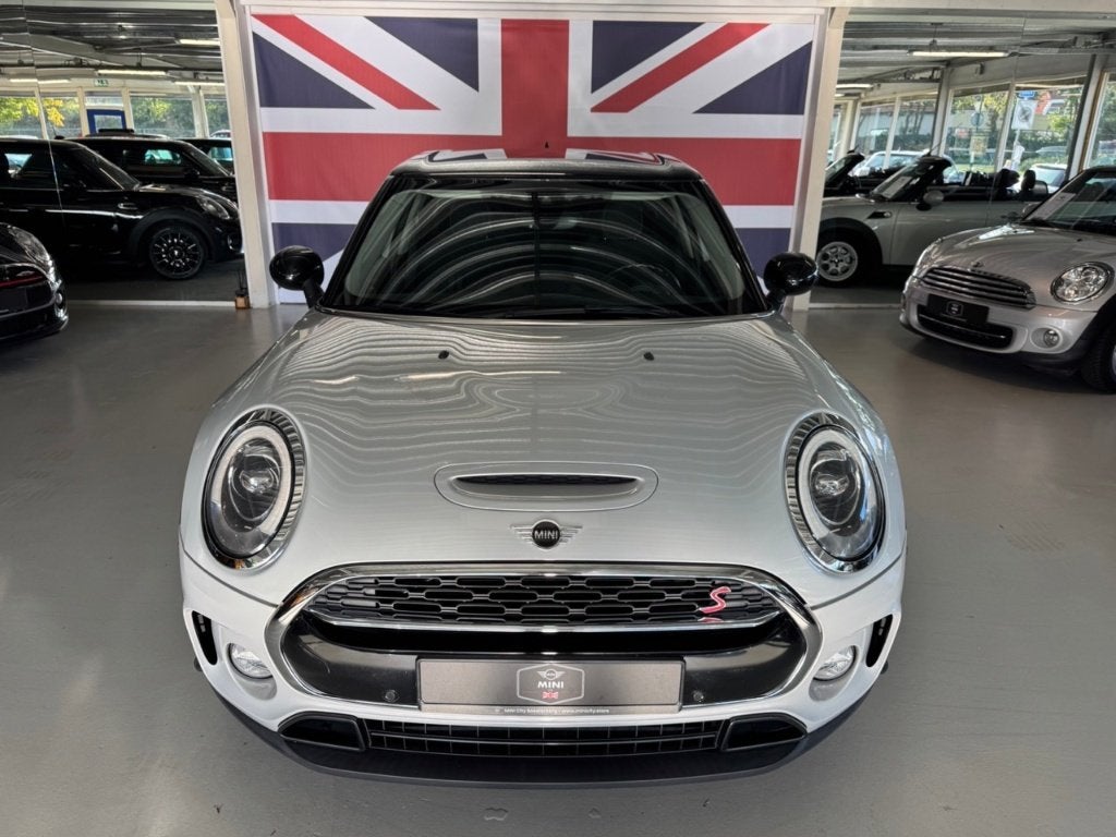 Mini Clubman 2.0 192pk AUTOMAAT 2019 Grijs, 1998 cc, 1300 kg, 5 stoelen, Voorwielaandrijving