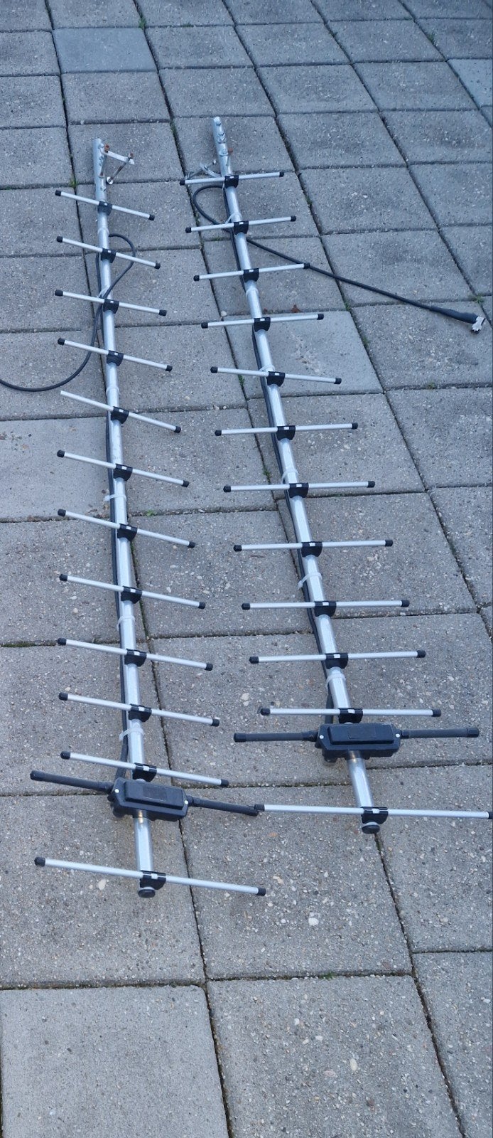 2x 14 elements 70cm uhf yagi antenne  + stackpijp inr. mog, Ophalen, Zo goed als nieuw, Antenne