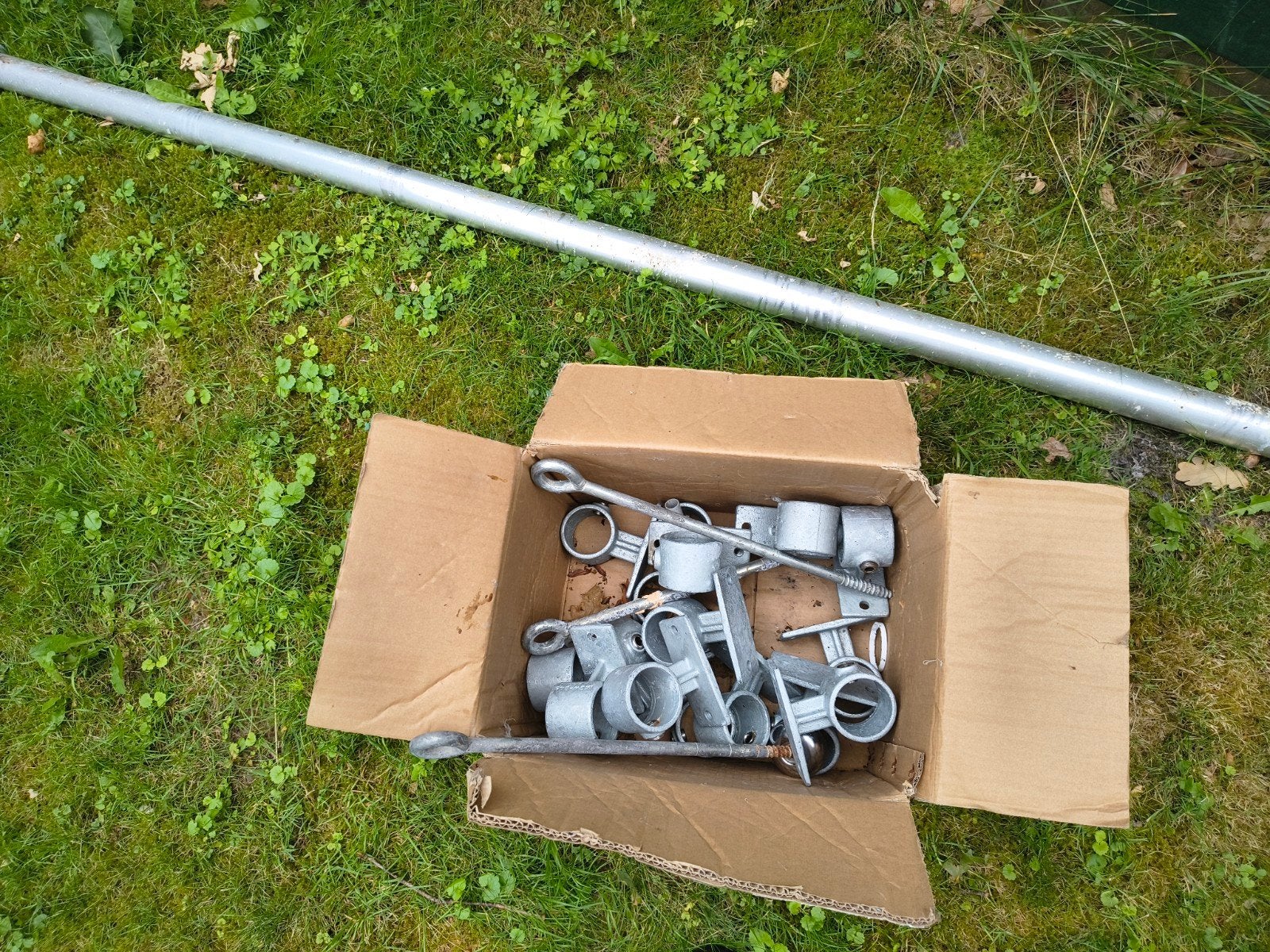2x  Aluminium Rek met Koppelstukken, Doe-het-zelf en Verbouw, Ophalen of Verzenden