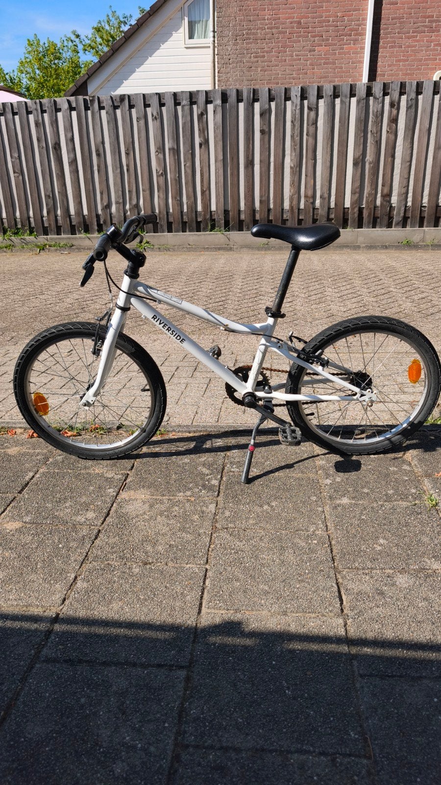 Riverside 100 kinderfiets 20 inch wit, Fietsen en Brommers, Ophalen, 20 inch of meer, Gebruikt, Velgrem
