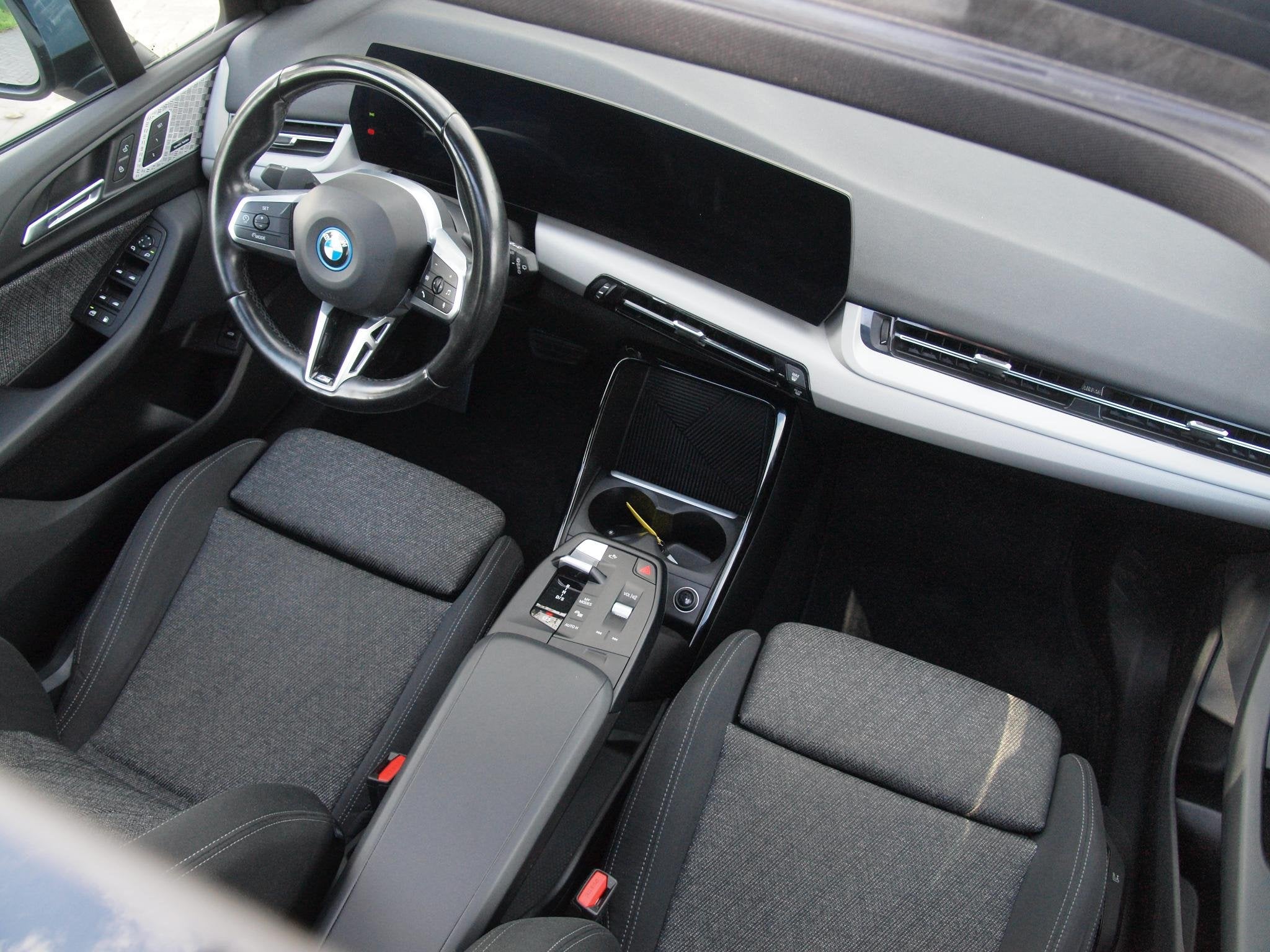 BMW 2-serie Active Tourer 225e xDrive | Panoramadak | Harman, Automaat, Dealer onderhouden, Gebruikt, Euro 6